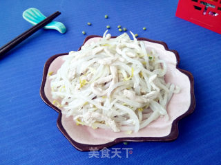 绿豆芽炒猪肉丝的做法步骤：8