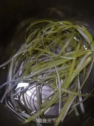 揪面片的做法步骤：2