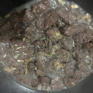 姜丝烧鸭血的做法步骤：5