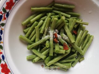 西红柿鸡蛋豆角过水捞面的做法步骤：3
