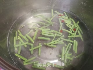 西红柿鸡蛋豆角过水捞面的做法步骤：16