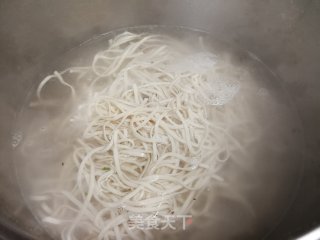 西红柿鸡蛋豆角过水捞面的做法步骤：18