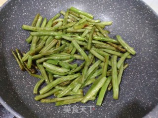 干煸芸豆的做法步骤：3