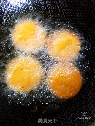 黄金南瓜糯米豆沙饼的做法步骤：11