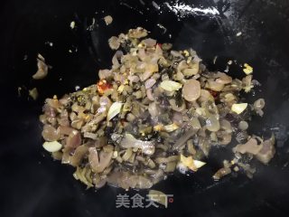 菜苔腌菜的做法步骤：7