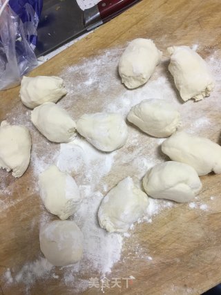 白菜鸡肉包的做法步骤：8