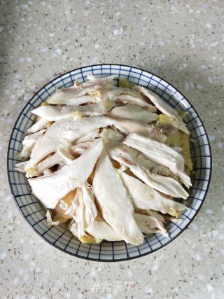 姜葱鸡的做法步骤：2