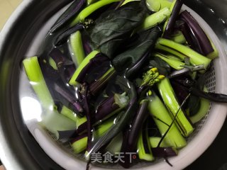 清炒菜苔的做法步骤：2