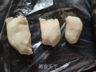 酸菜包、韭菜鸡蛋包的做法步骤：11