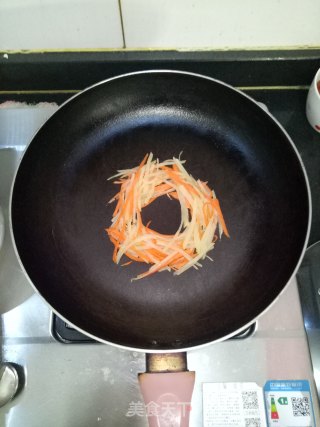 鸟巢鸡蛋饼的做法步骤：3