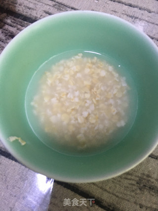 火龙果燕麦酸奶杯的做法步骤：2