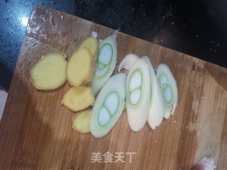 洋葱肉包子电蒸锅的做法步骤：1