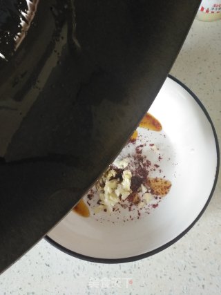 炝拌包菜的做法步骤：5