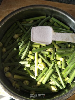蒜苔炒肉的做法步骤：5