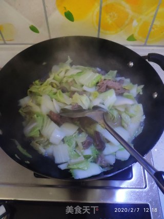 白菜炖牛肉的做法步骤：4