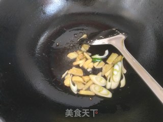 烧带鱼的做法步骤：6