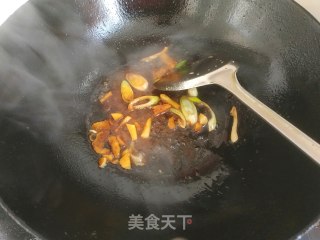 烧带鱼的做法步骤：7