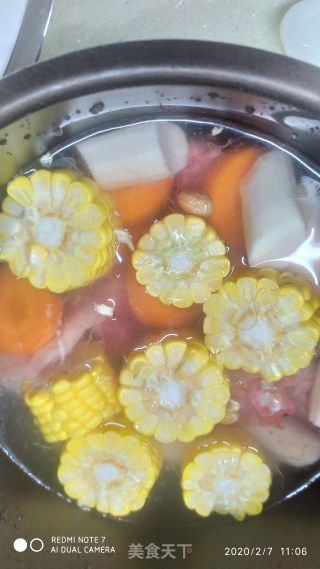 玉米山药汤的做法步骤：2