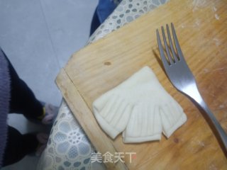 小鱼儿花馒头的做法步骤：4