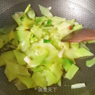 素炒莴笋片的做法步骤：5