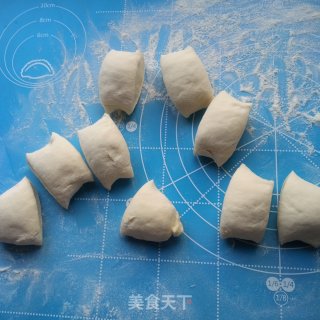 红豆发面小饼的做法步骤：3