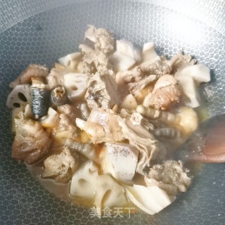 藕块烧鸡的做法步骤：7