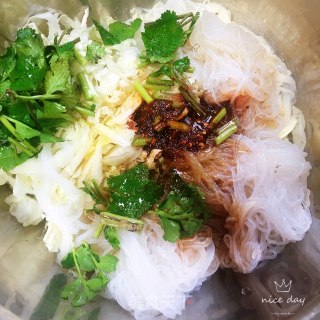粉丝拌白菜心的做法步骤：6