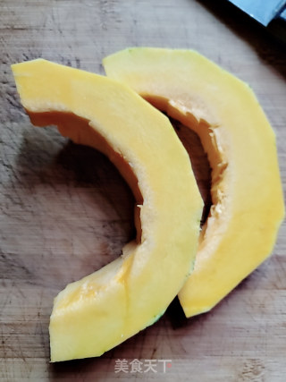 南瓜饼的做法步骤：1