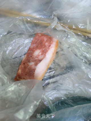 番茄培根三明治的做法步骤：2
