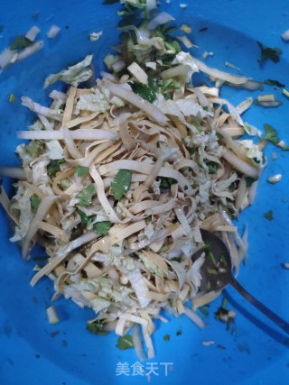 豆腐皮拌白菜的做法步骤：6