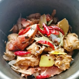 高压锅焖排骨的做法步骤：8
