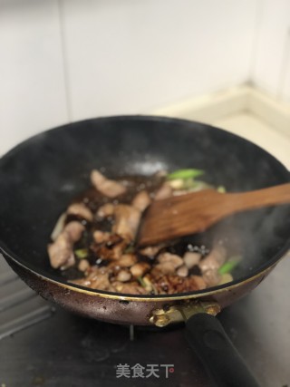 烧肉炖豆角的做法步骤：7