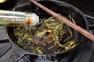 熬葱油的做法步骤：6