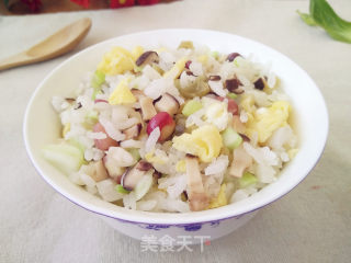 藕丁榨菜炒饭的做法步骤：10