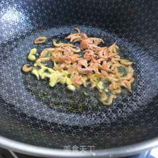 对虾干炒笋片的做法步骤：5