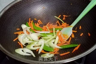 三蔬炒面的做法步骤：4