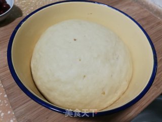 红糖枣花馒头的做法步骤：2