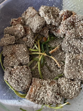 粉蒸肉的做法步骤：11