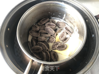 奶香巧克力汤圆的做法步骤：2