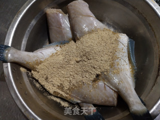 土耳其风味煎鱼的做法步骤：3