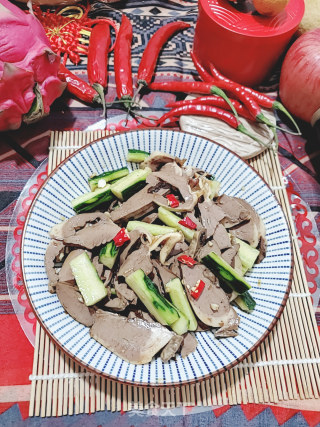 青瓜拌卤猪心的做法步骤：6