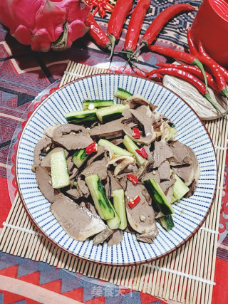青瓜拌卤猪心的做法步骤：7