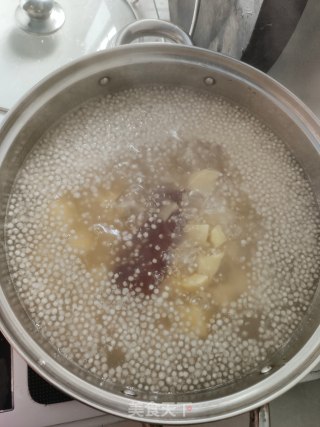 芝麻汤圆番薯西米糖水的做法步骤：7