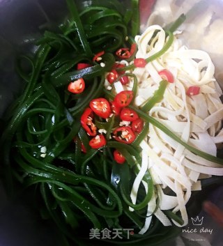 海带拌豆皮的做法步骤：5
