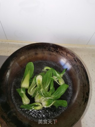 香菇油菜的做法步骤：2