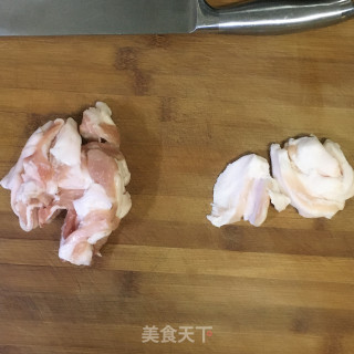油豆角炖(熬）肉的做法步骤：2