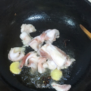 油豆角炖(熬）肉的做法步骤：6