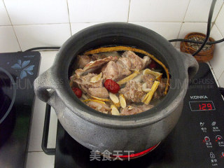 薏米冬瓜排骨汤的做法步骤：4