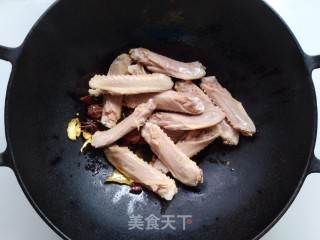 可乐杨梅卤鸭翅的做法步骤：5