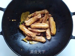 可乐杨梅卤鸭翅的做法步骤：6